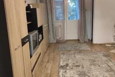 Garsonieră decomandată, mobilată în Tătărași