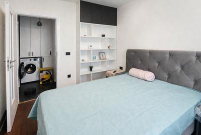 Apartament de 2 camere, etajul 3/4, zona Podu Ros - 4