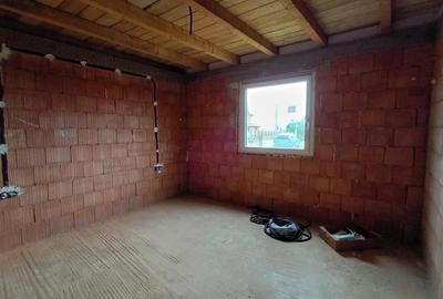 Casa de vanzare in Gepiu - 7