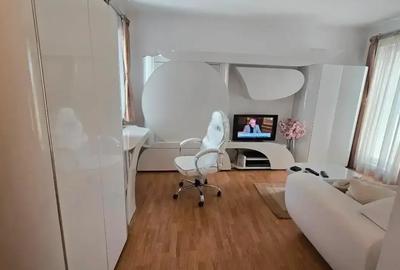 13 SEPTEMBRIE GARSONIERA PREMIUM BLOC 2017 - 1
