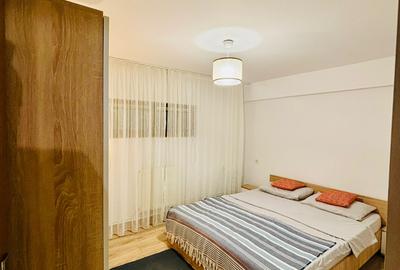 Apartament 4 camere de închiriat – zona Trocadero, str. Poporului - 9