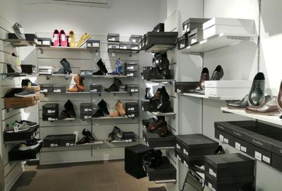 Spațiu comercial ultracentral, 200 mp singurul vad 100% pietonal Roman - 10