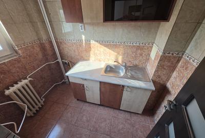 Titan Grigorescu garsoniera et 3/10 sdec mobilat utilata langa metrou la 5 minut - 10