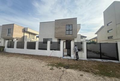 Casa individuala P+1 ,  4 dormitoare , teren 300mp Str Miorita - 1