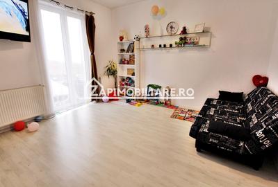Casă cu 3 camere în Sântana de Mureș