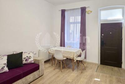 Apartament cu 2 camere decomandat, mobilat în Central