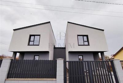Duplex modern - despartit prin baie - 2 fronturi stradale - pompa caldura - 3