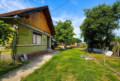 Casa cu teren generos si potential - Ucea De Jos - 2