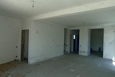 Vanzare vila duplex in Otopeni Ilfov str George Enescu - 4