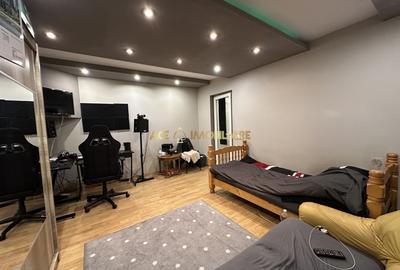Apartament cu 3 camere semidecomandat, mobilat în Vitan