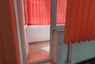 Apartament 2 camere decomandat - zona CET -  89.000 euro - 9