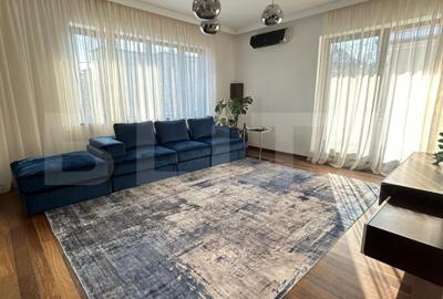 Apartament cu 3 camere decomandat, mobilat în Central