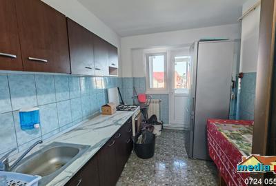 Apartament 2 camere decomandat, 3 balcoane, cartier Port - 1