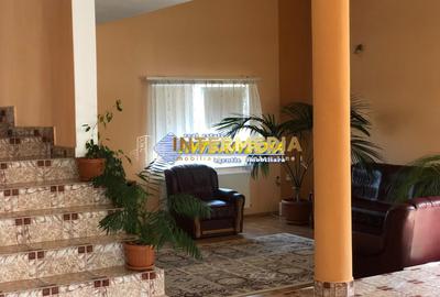 Casa deosebita  D+P+E de vanzare CETATE cu 900 mp. teren - 18