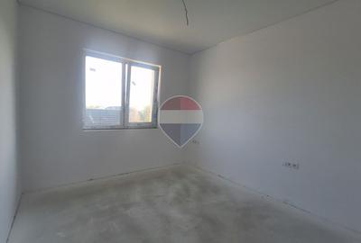 Casă / Vilă cu 3 camere de vânzare - 16