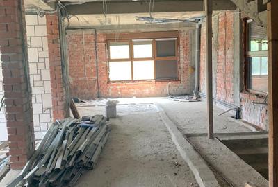 Statiunea  Breaza  Vanzare Vila(Pensiune)+10 camere - 8