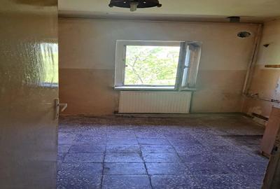 Apartament 2 Camere Semidecomandat | 52 mp | Centrală Proprie | Zona Aradului - 1
