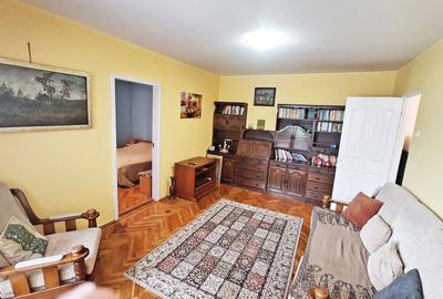 Piata Astra, apartament 2 camere la etajul 1, liber, 93000 euro neg - 4