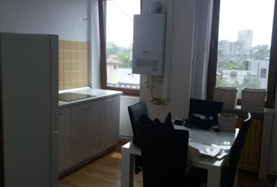 Piata romana bdul dacia inchiriere garsoniera - 1