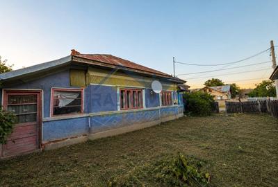 Casă 4 camere / 70 mp utili / teren 678 mp / Poienarii Rali - 2