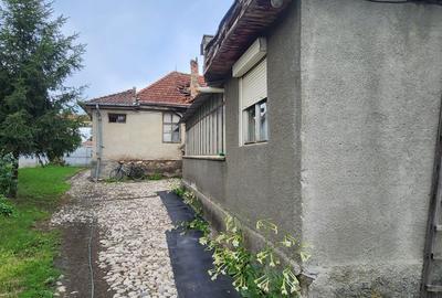 Casa in Sanpetru, constructie din caramida pe D+P+pod, beci, teren 1819 mp ! - 1