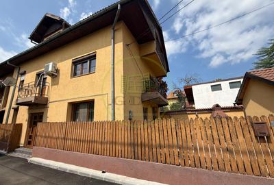 Casa P+1+M , 168mp utili, 181mp teren, zona Piata Mare - 1