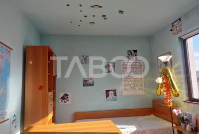 Casa 200 mpu 4 camere curte si gradina zona linistita Talmaciu - 19