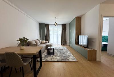 Apartament cu 2 camere semidecomandat, mobilat în Florești