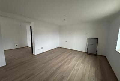 Vila deosebita Parter + Mansarda de vanzare in Odobesti - 33