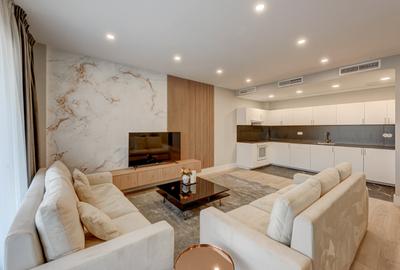 Apartament cu 4 camere decomandat în Pipera