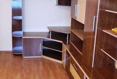 Apartament 3 camere, decomandat, mobilat, situat în cartierul Dorobanți 2 - 2