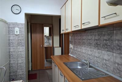 Apartament 2 camere, et 3, CT, mobilat si utilat, Gara - 8