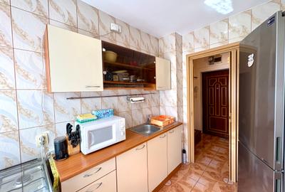 Apartament 3 camere - zona verde - sector 3 - 11