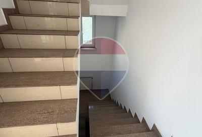 Proprietate mixtă – 1.109 mp teren + clădire 512 mp P+1+M , Toamnei - 16