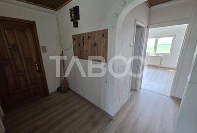 Apartament 3 camere de inchiriat zona Campului etaj 2 - 6