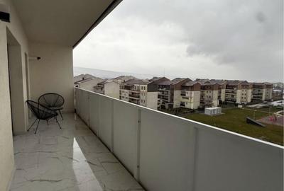 Apartament 2 cam ultrafinisat Florești, Str Eroilor - 12