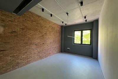 Apartament cu 4 camere decomandat, mobilat în Herăstrău