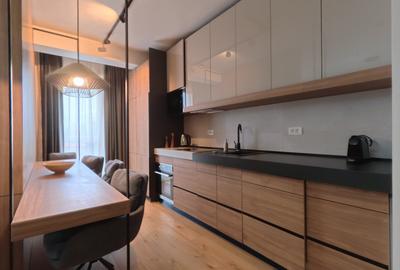 Apartament cu 2 camere decomandat, mobilat în Blumăna