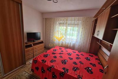 Apartament cu 3 camere decomandat, mobilat în Mărăști