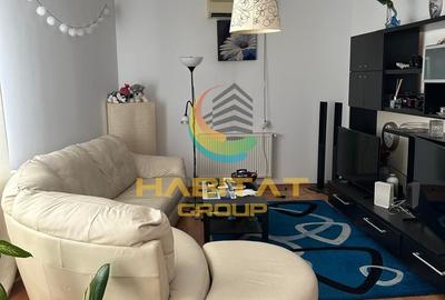 Apartament cu 3 camere decomandat, mobilat în Central