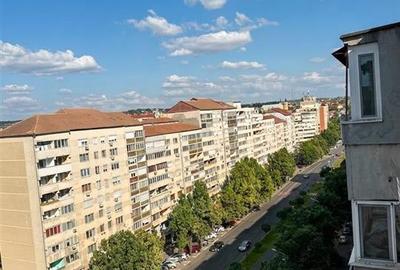 RECO Apartament 3 camere, zona Dacia, balcon, priveliste superba - 3