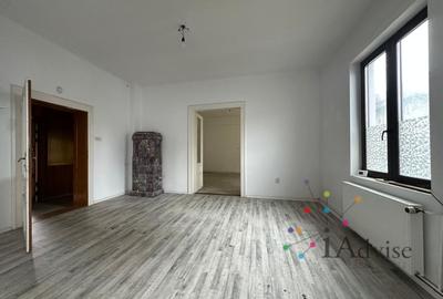 Casă cu curte generoasă – ideală pentru restaurant, birou sau clinică - 3