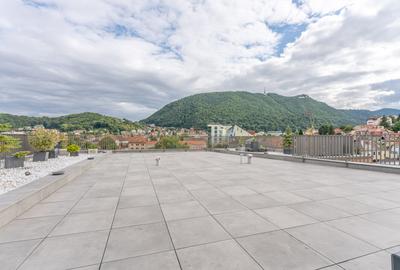 Apartament cu 4 camere decomandat, mobilat în Central