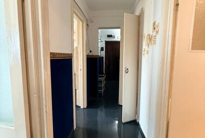 Centru Civic Hala Centrala , apartament 2 camere decomandat , etaj intermediar - 8