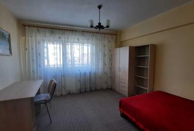 Apartament cu 4 camere decomandat în Târgu Cucu