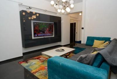 Apartament cu 2 camere decomandat în P-ța Alba Iulia