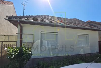 Casa individuala. Mijloace de transport. Toate utilitatile. Mobilata. Renovata - 10
