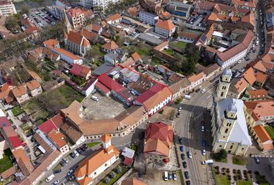 Clădire comercială de vânzare, 2240mp, Ultracentral, str Primăriei - 37