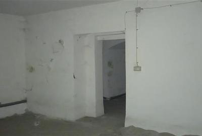 Spatiu Comercial Ultracentral la demisol cu parcare proprie - 6