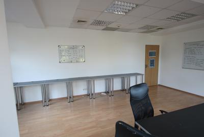 De inchiriat spatiu cu destinatie birouri,Complex studentesc - 9